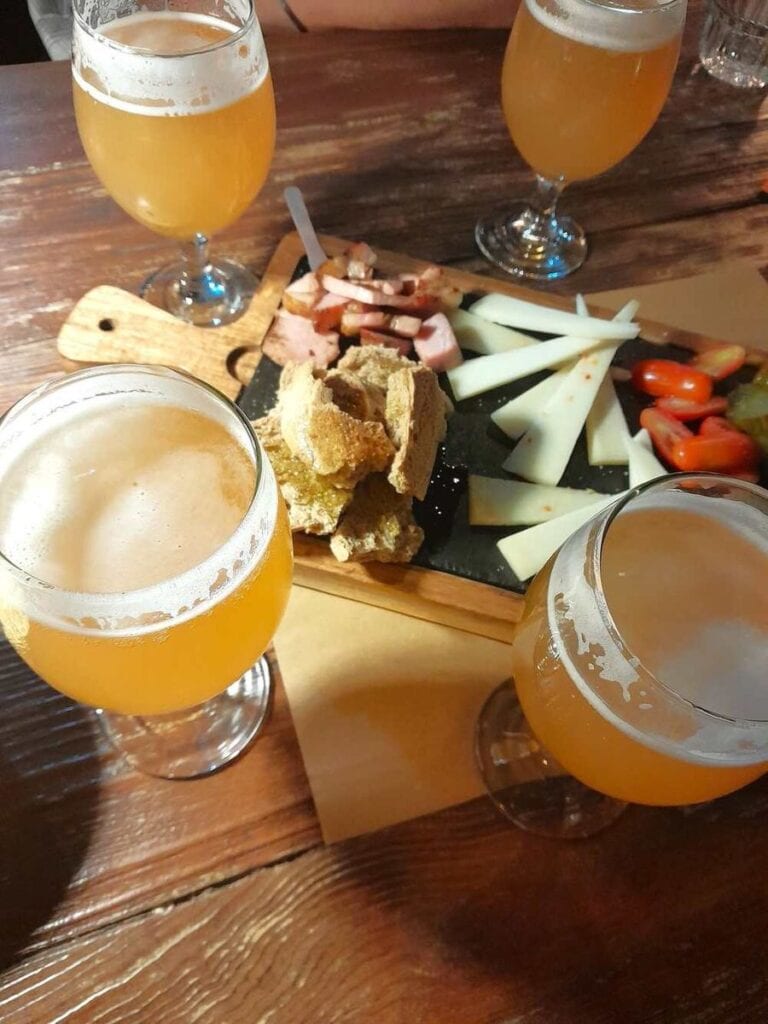 Craft beer tour Rethymno (3) (1).jpg